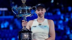 详解棒球规则中的投手违例定义及其对垒上跑垒员心理博弈的连带影响